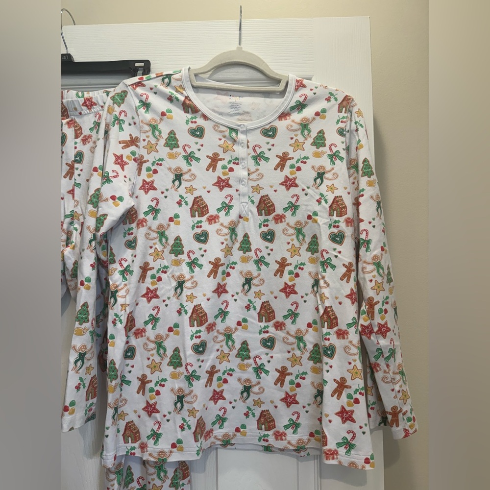 Roller Rabbit Gingerbread Party Pajamas - Picture 2 of 7